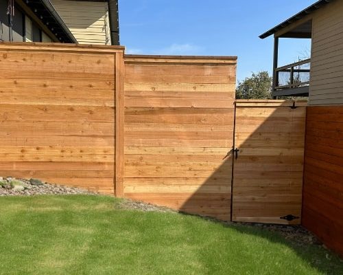 fence-staining-in-round-rock