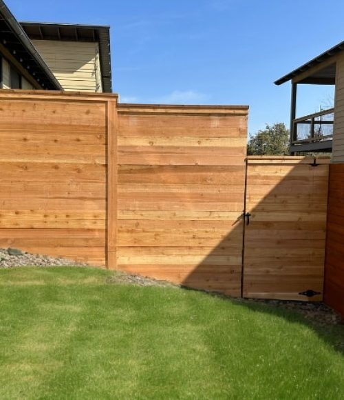 fence-staining-in-round-rock