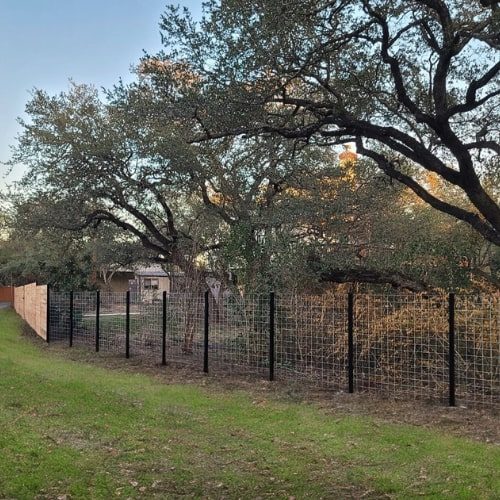 metal-fence-in-round-rock
